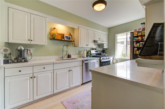 6343 Briar Rose Drive 142, Houston, TX 77057