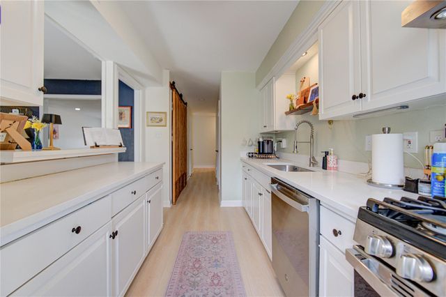 6343 Briar Rose Drive 142, Houston, TX 77057