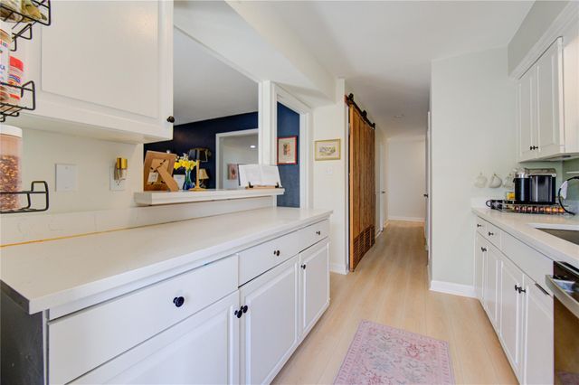 6343 Briar Rose Drive 142, Houston, TX 77057