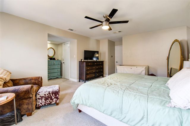 6343 Briar Rose Drive 142, Houston, TX 77057