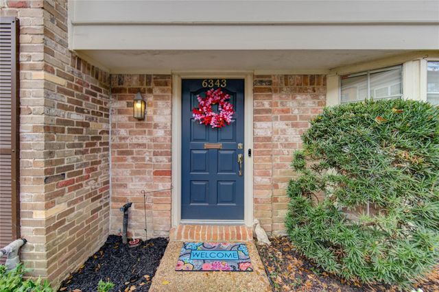 6343 Briar Rose Drive 142, Houston, TX 77057