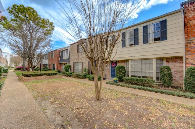 6343 Briar Rose Drive 142, Houston, TX 77057