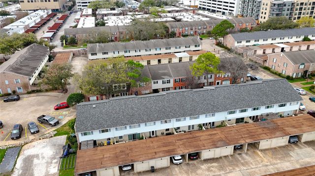 6343 Briar Rose Drive 142, Houston, TX 77057