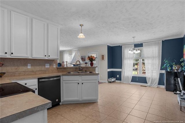 195 Hogart Street, Raeford, NC 28376