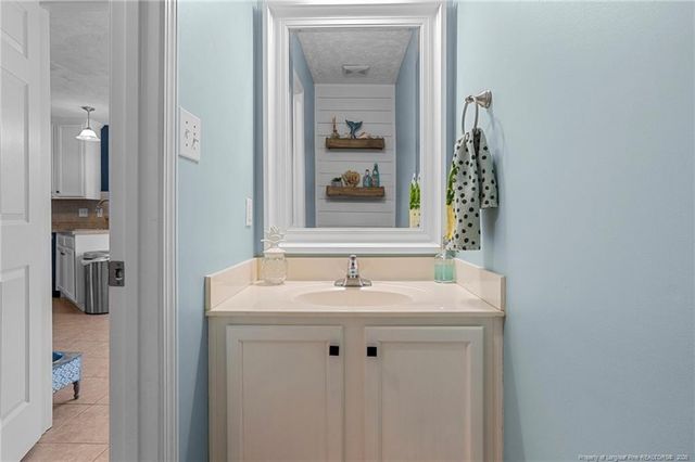 195 Hogart Street, Raeford, NC 28376