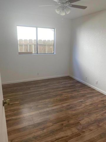 396 Lancaster Drive, Manteca, CA 95336