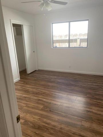 396 Lancaster Drive, Manteca, CA 95336