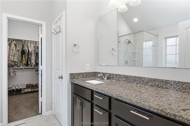 7408 Masters Drive, Navasota, TX 77868