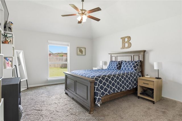7408 Masters Drive, Navasota, TX 77868