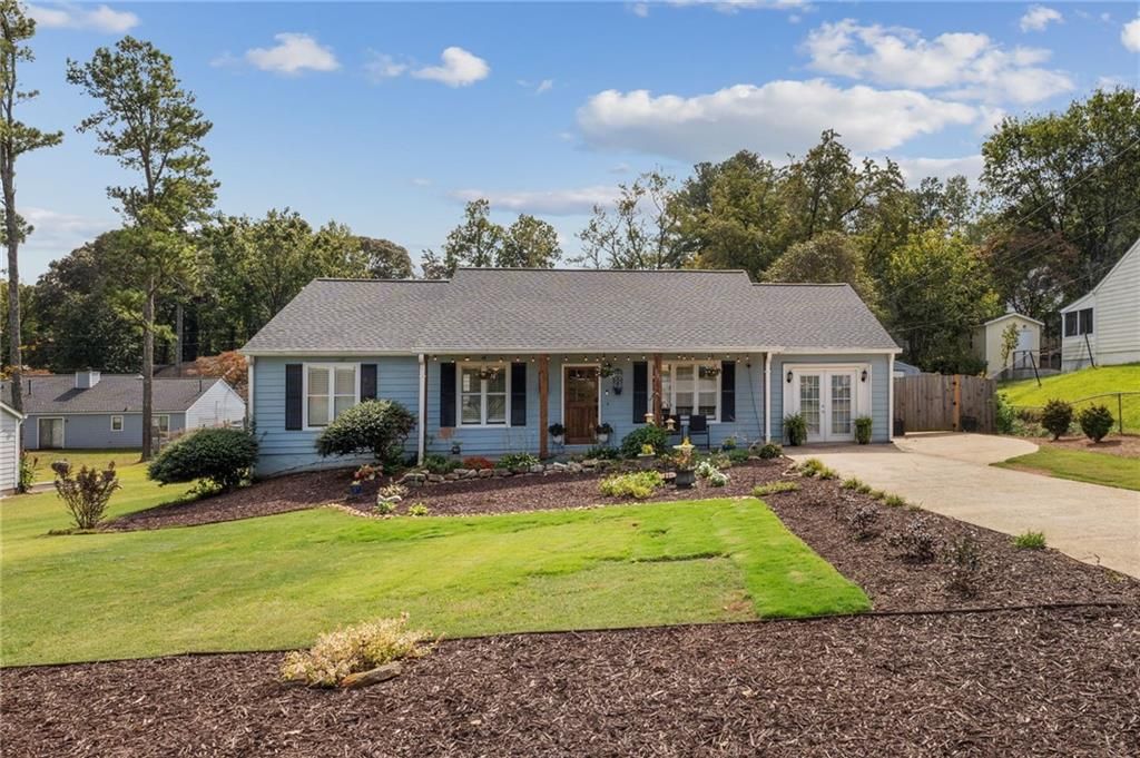 305 Knollwood Lane, Woodstock, GA 30188