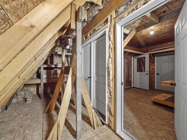 E1471 ARBOR STREET, Waupaca, WI 54981