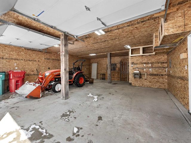 E1471 ARBOR STREET, Waupaca, WI 54981