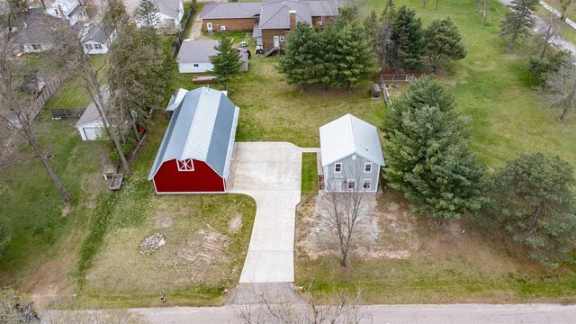 E1471 ARBOR STREET, Waupaca, WI 54981