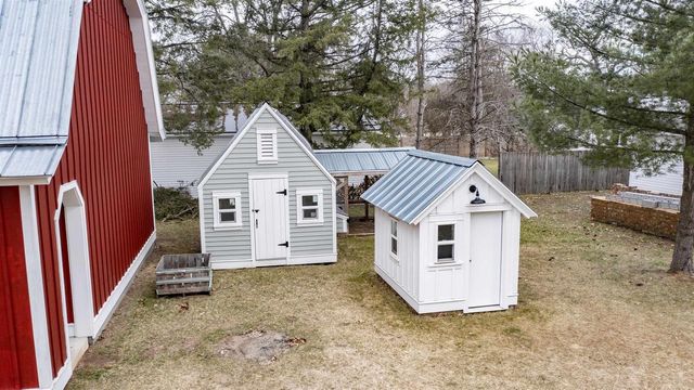 E1471 ARBOR STREET, Waupaca, WI 54981