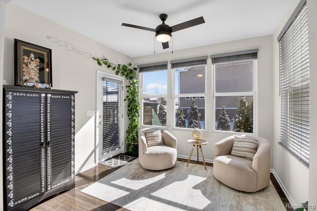 58565 Navarra Drive, South Lyon, MI 48178