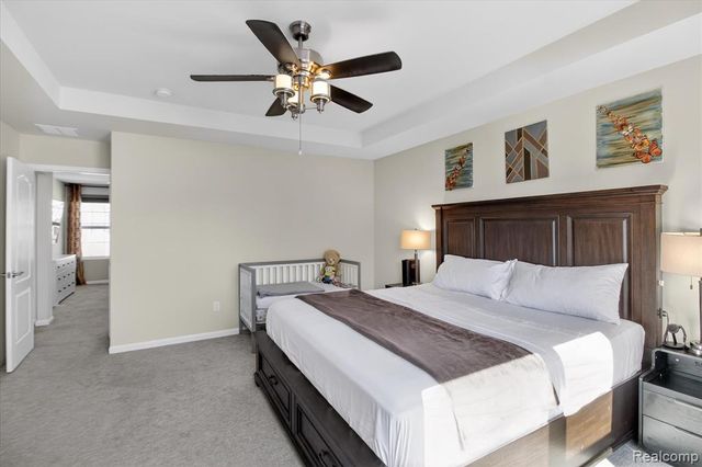 58565 Navarra Drive, South Lyon, MI 48178