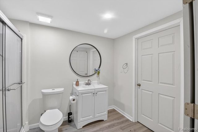 58565 Navarra Drive, South Lyon, MI 48178