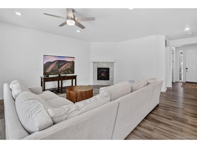 3394 Pacific Peak Dr, Broomfield, CO 80023