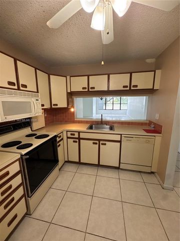 2768 S Carambola Cir S 206, Coconut Creek, FL 33066