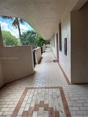 2768 S Carambola Cir S 206, Coconut Creek, FL 33066