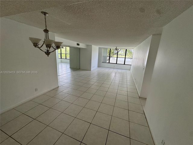 2768 S Carambola Cir S 206, Coconut Creek, FL 33066