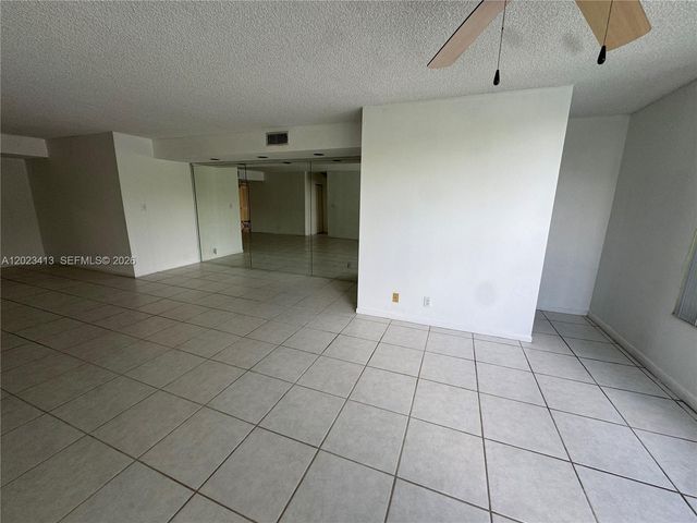 2768 S Carambola Cir S 206, Coconut Creek, FL 33066