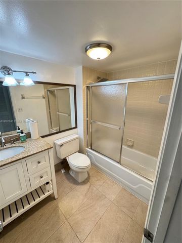 2768 S Carambola Cir S 206, Coconut Creek, FL 33066