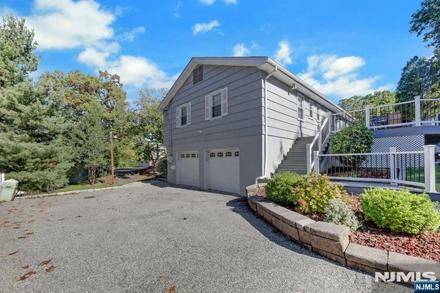 13 Darlene Terrace, Twp Of Washington, NJ 07676