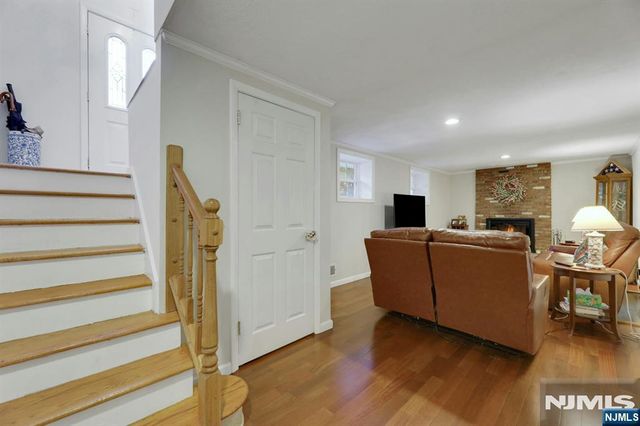 13 Darlene Terrace, Twp Of Washington, NJ 07676