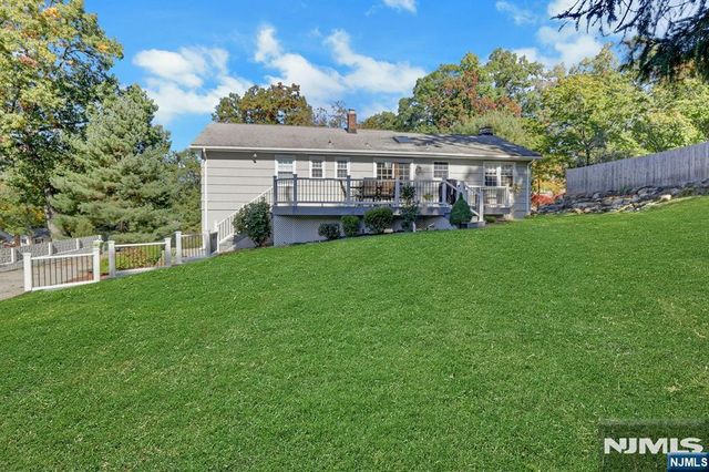 13 Darlene Terrace, Twp Of Washington, NJ 07676