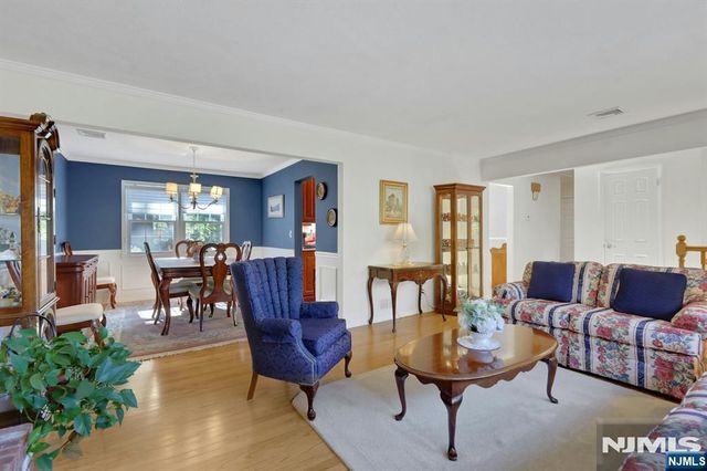 13 Darlene Terrace, Twp Of Washington, NJ 07676