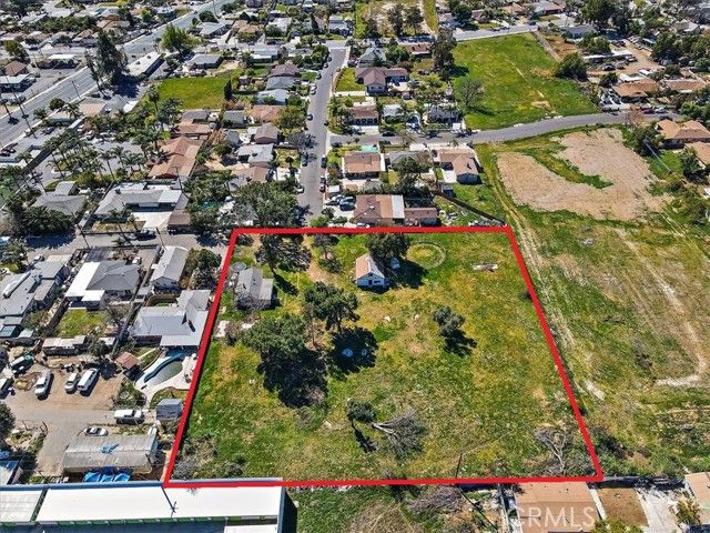 4077 Riverview Drive, Riverside, CA 92509