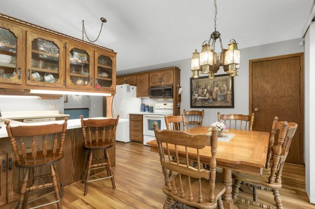 3325 Niagara Lane N, Plymouth, MN 55447