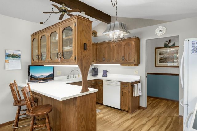 3325 Niagara Lane N, Plymouth, MN 55447