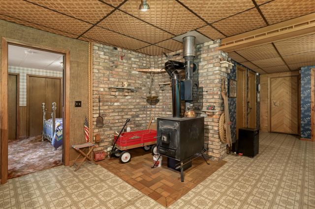 3325 Niagara Lane N, Plymouth, MN 55447