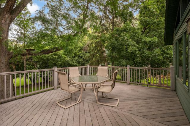3325 Niagara Lane N, Plymouth, MN 55447