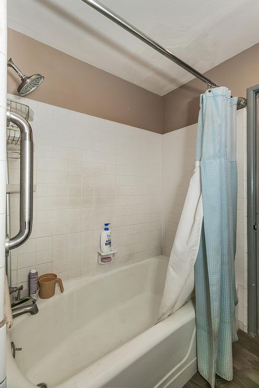 Image 28 of property listing at 257 N Dewitt Avenue, Fresno, CA 93727