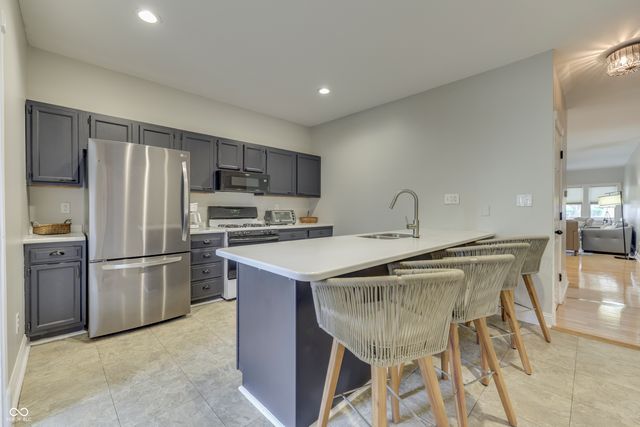 2324 N Alabama Street, Indianapolis, IN 46205