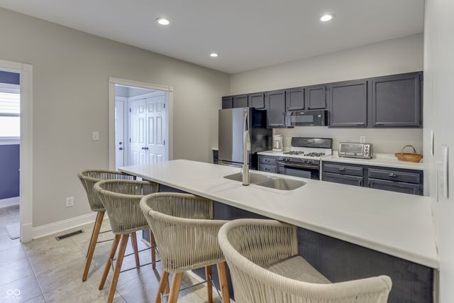 2324 N Alabama Street, Indianapolis, IN 46205