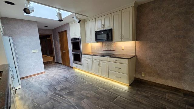 2108 NW 117th Street, Oklahoma City, OK 73120