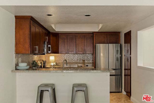 4730 Ben Avenue 11, Valley Village, CA 91607