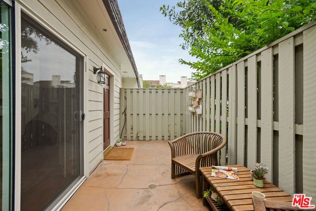 4730 Ben Avenue 11, Valley Village, CA 91607