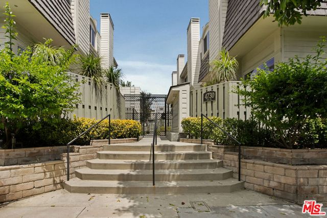 4730 Ben Avenue 11, Valley Village, CA 91607