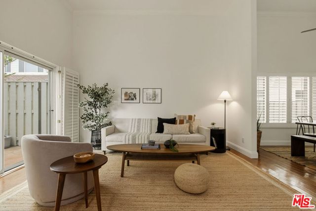 4730 Ben Avenue 11, Valley Village, CA 91607