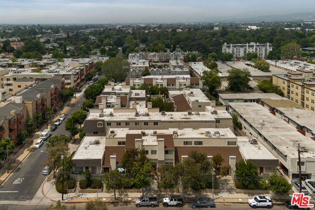 4730 Ben Avenue 11, Valley Village, CA 91607