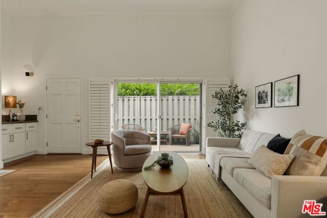 4730 Ben Avenue 11, Valley Village, CA 91607