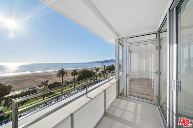 1221 W OCEAN Avenue 306, Santa Monica, CA 90401