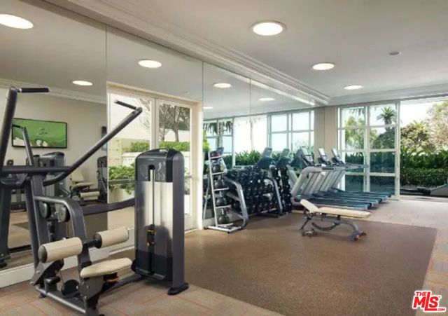 1221 W OCEAN Avenue 306, Santa Monica, CA 90401