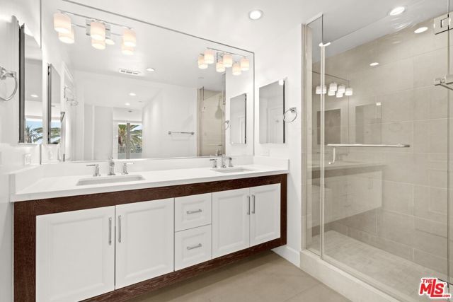1221 W OCEAN Avenue 306, Santa Monica, CA 90401