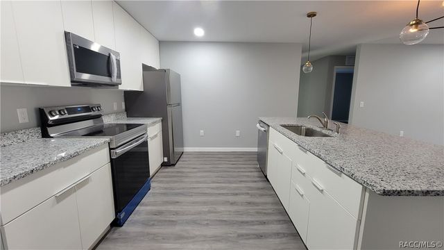 7061 N Outrigger Terrace, Citrus Springs, FL 34434